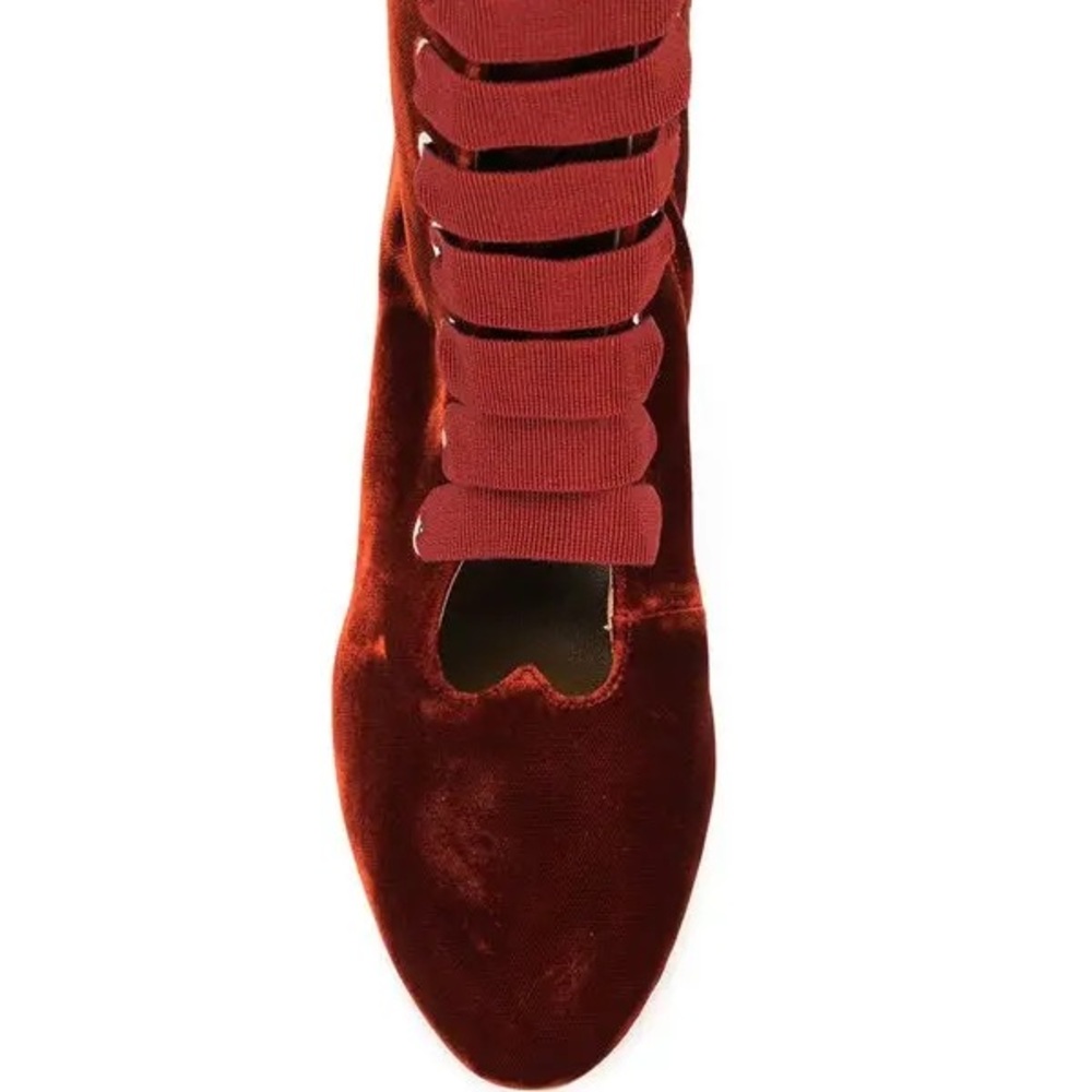 Chic Velvet Lace-Up Boots in Rich Red